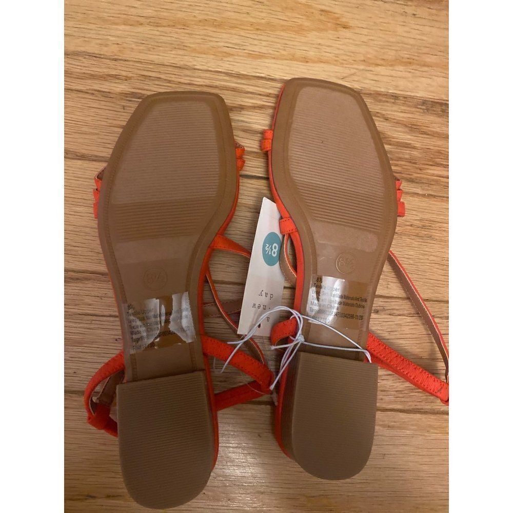 NWOB A New Day, women's coral strappy, low heel open, square toed sandal - Picture 4 of 4